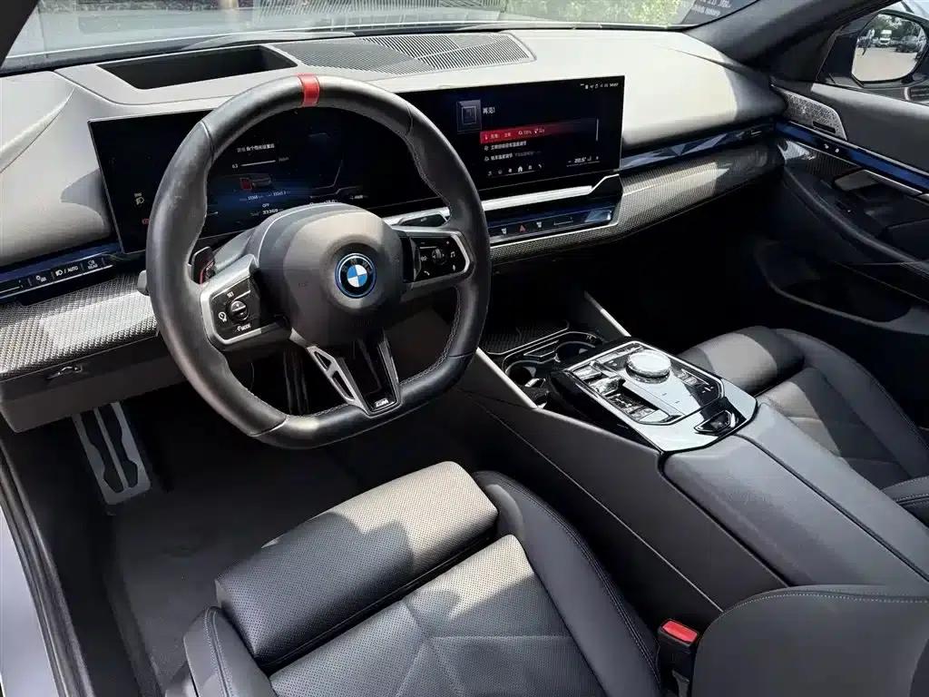2024 BMW i5 M60 xDrive M60 — миниатюра 10