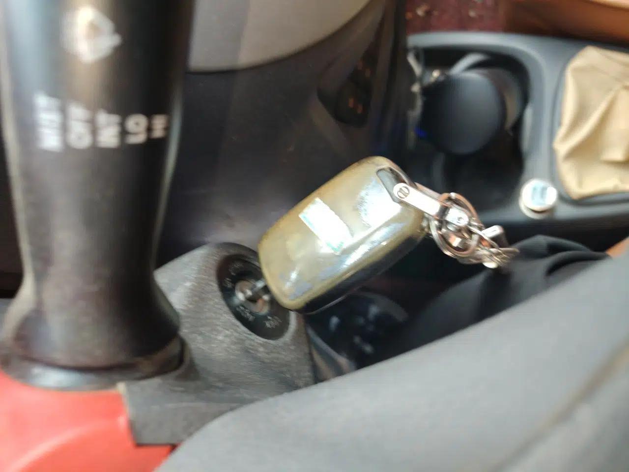 JAC Group Yueyue 2012 1.0L Comfort Version — миниатюра 9