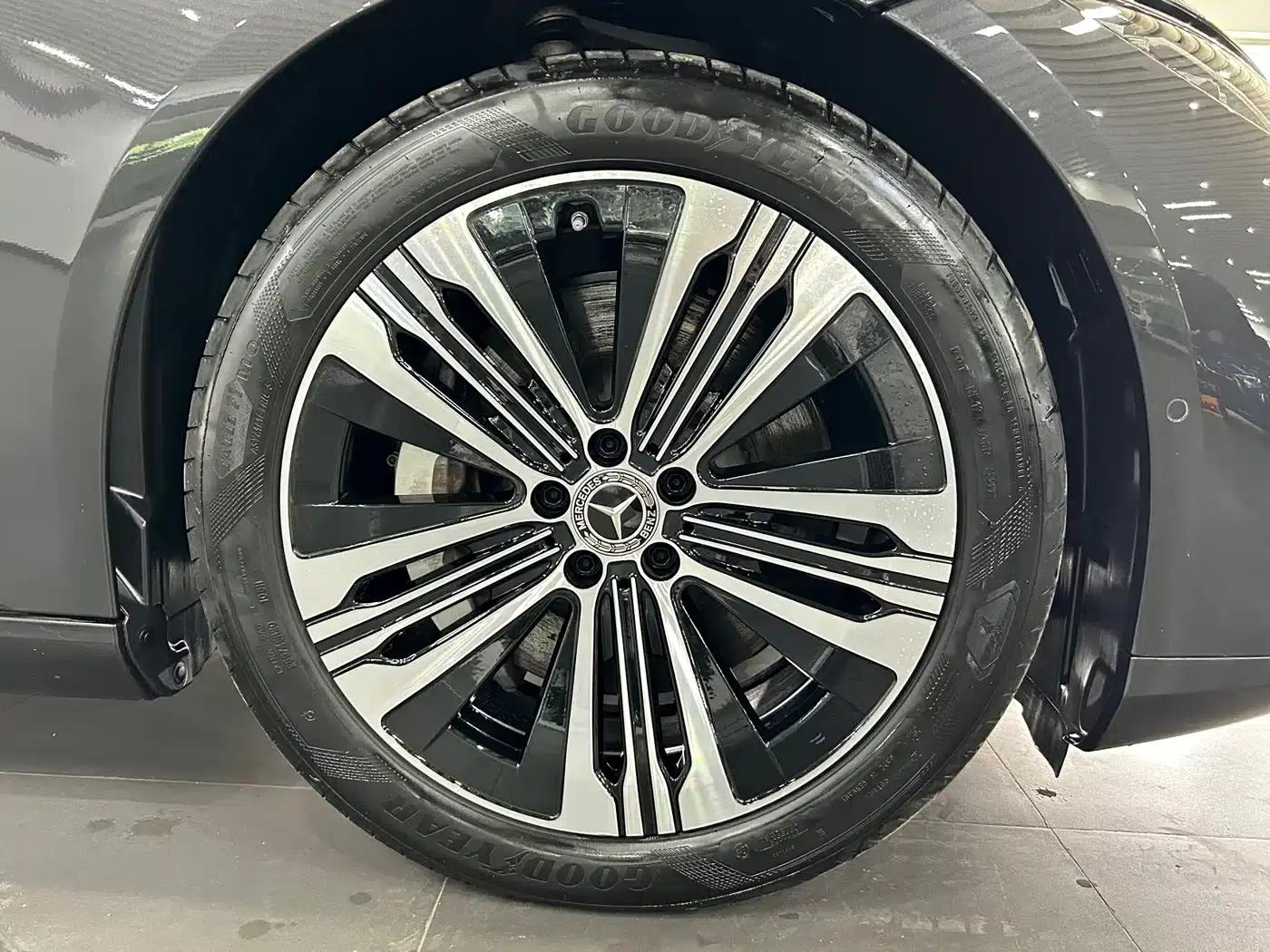 Mercedes-Benz EQS 2023 450+ Pioneer Edition — миниатюра 13