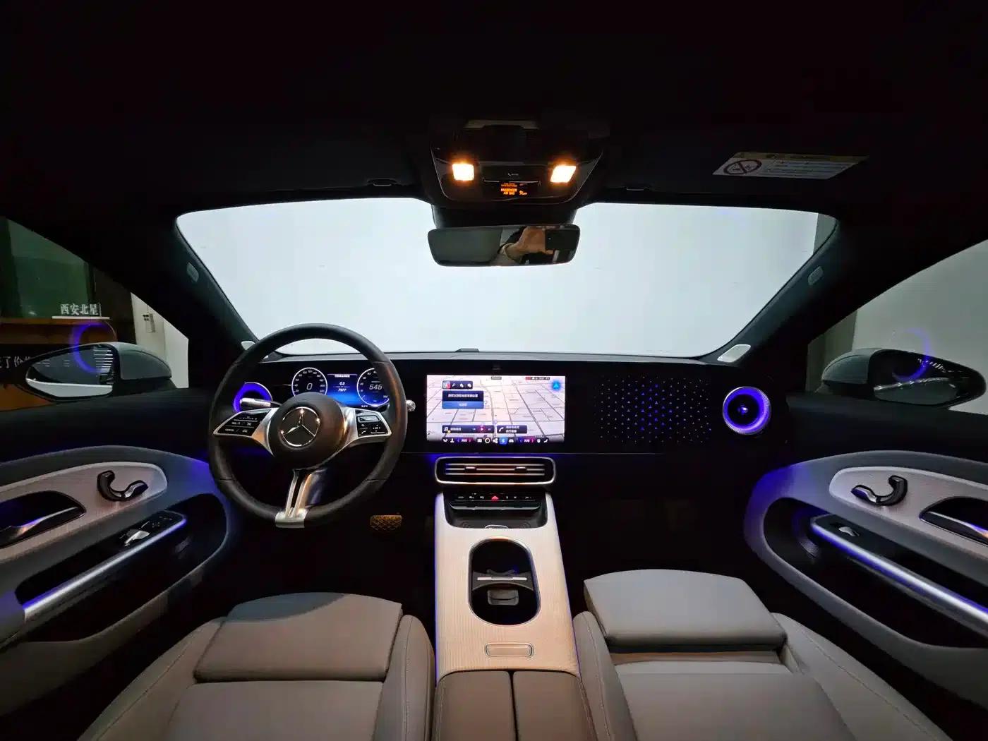 Mercedes-Benz CLA PHEV 2025 300L Extended Range Version — миниатюра 12
