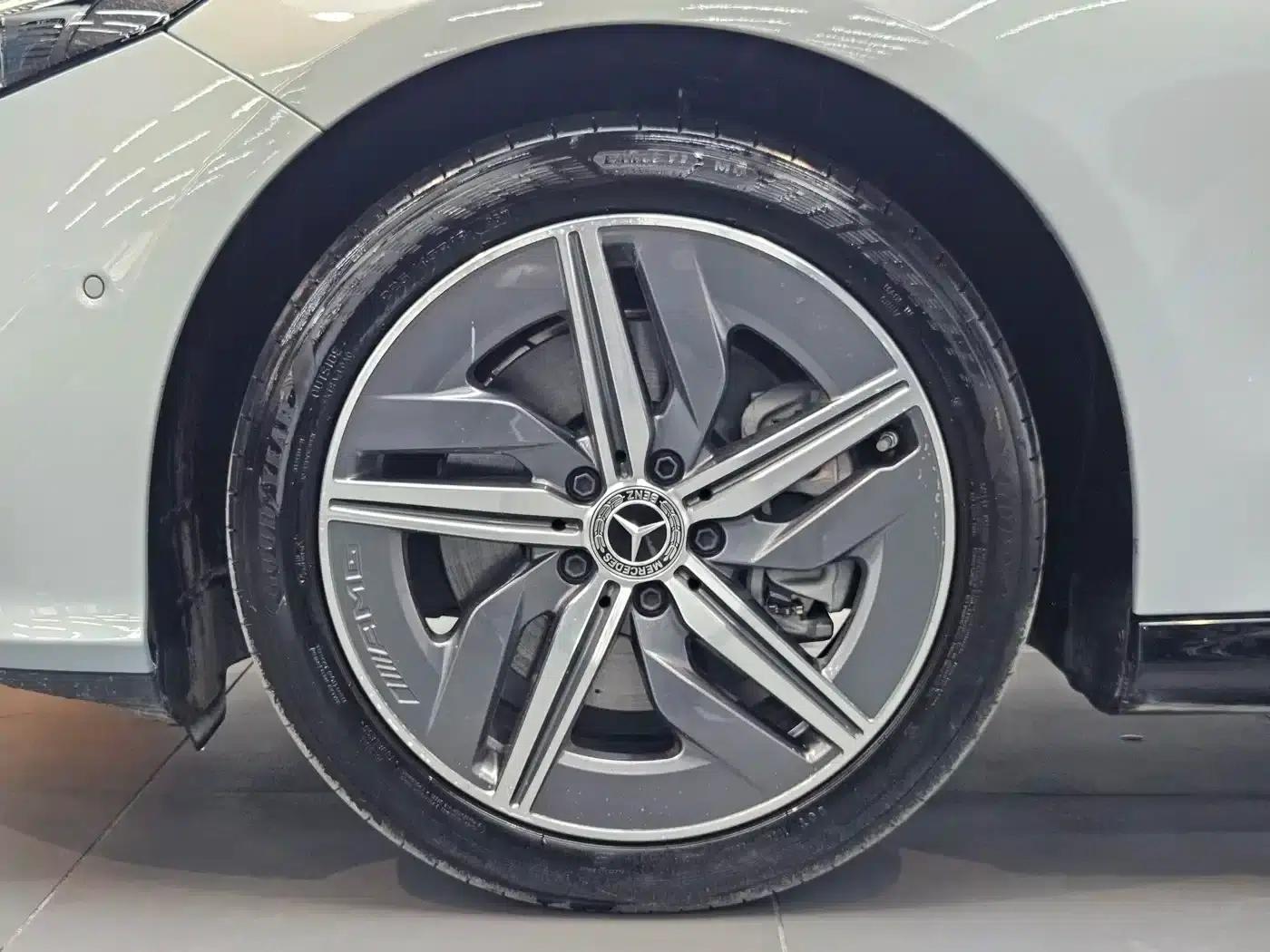 Mercedes-Benz CLA PHEV 2025 300L Extended Range Version — миниатюра 17