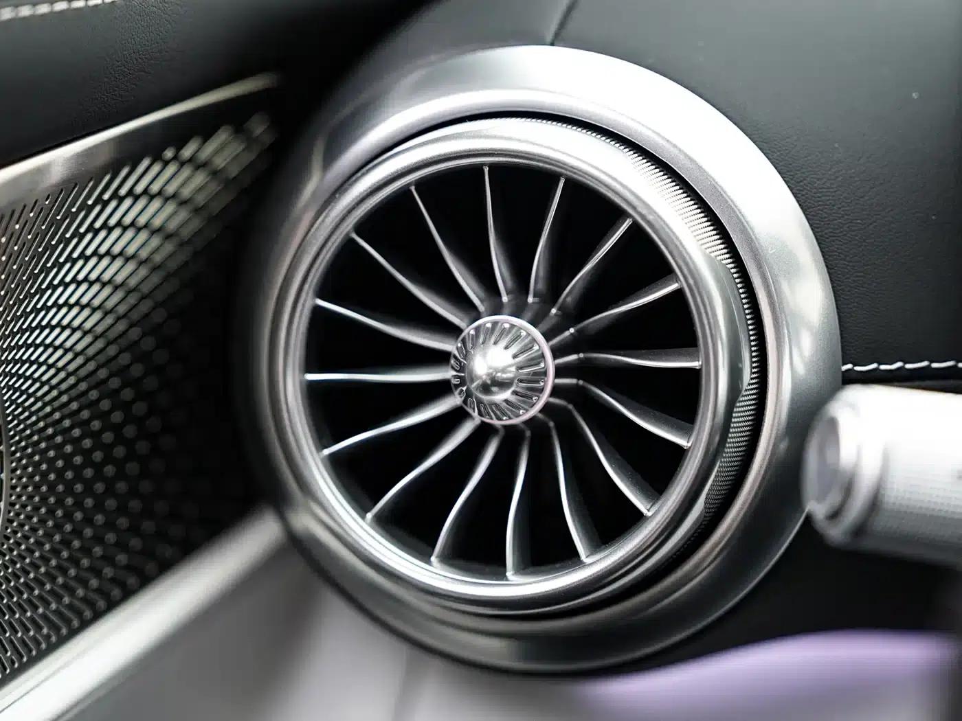 AMG GT PHEV 2025 63 SE Performance — миниатюра 28
