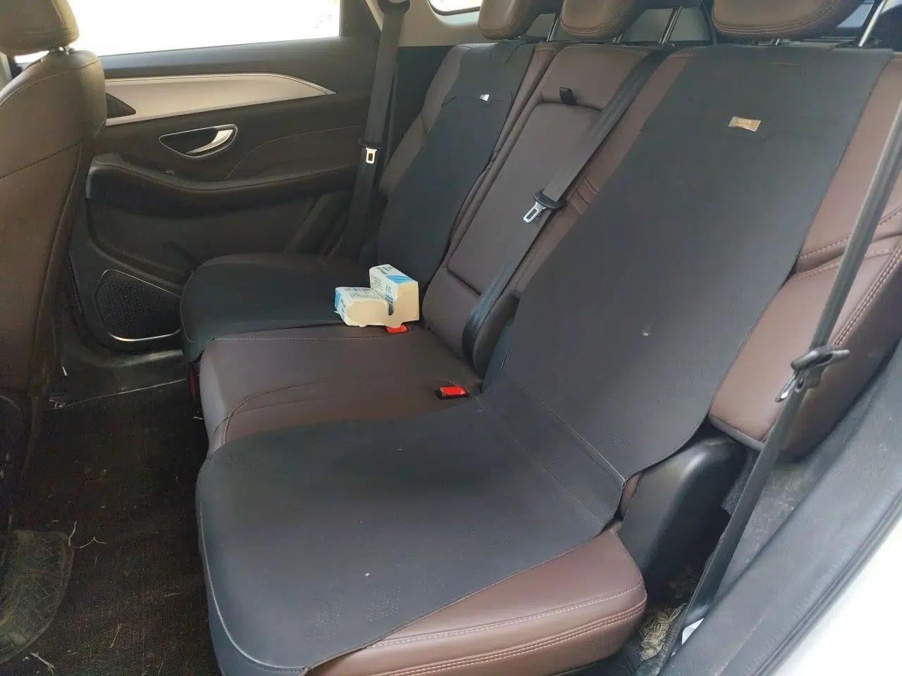 JETOUR X90 PLUS 2023 1.6TD DCT Villa 5-Seater — миниатюра 18