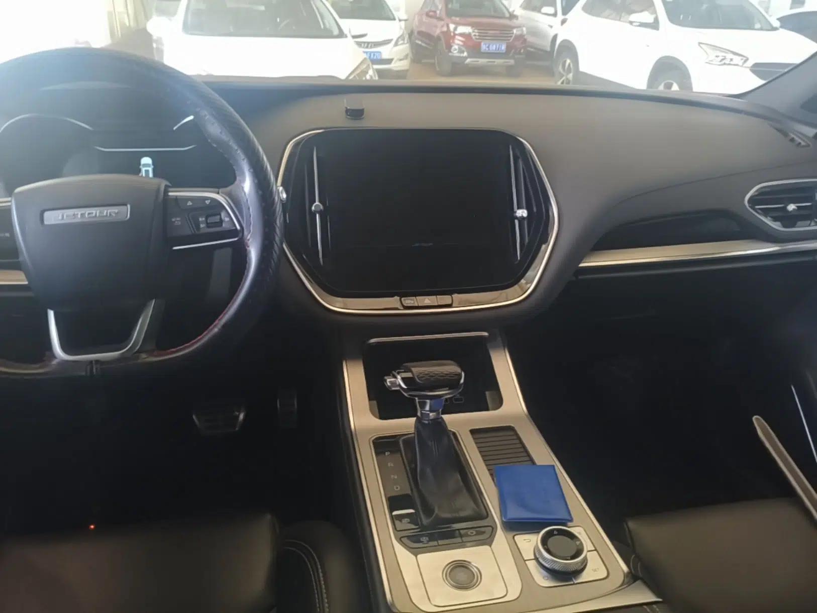 JETOUR X70 Coupe 2020 1.6T DCT Cool 5-Seater — миниатюра 16
