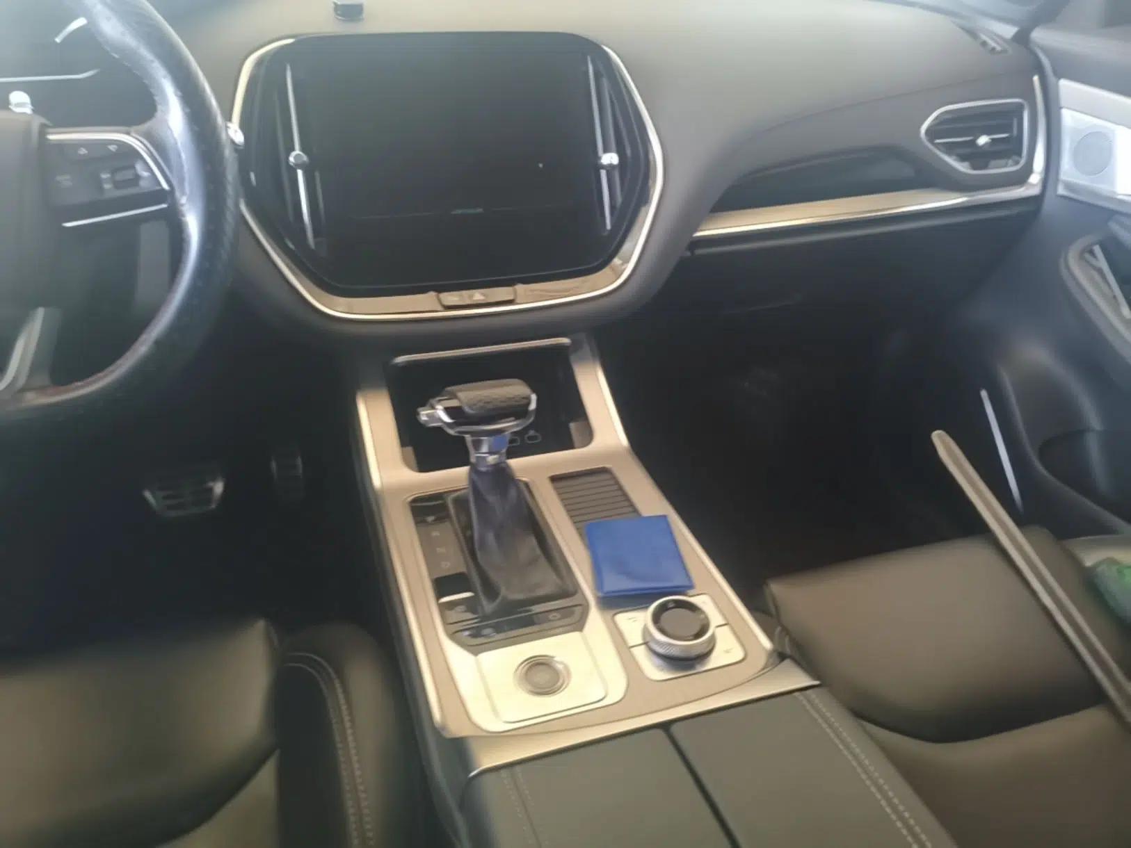 JETOUR X70 Coupe 2020 1.6T DCT Cool 5-Seater — миниатюра 17