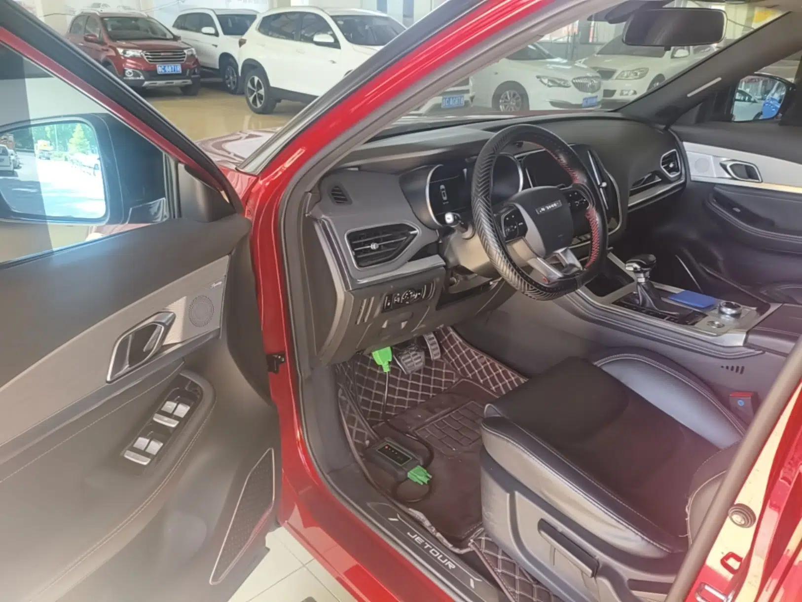 JETOUR X70 Coupe 2020 1.6T DCT Cool 5-Seater — миниатюра 19