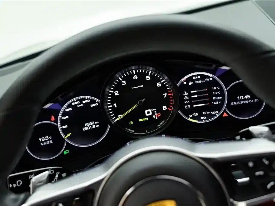 Panamera 4 E-Hybrid 2018 Model 2.9T — миниатюра 17