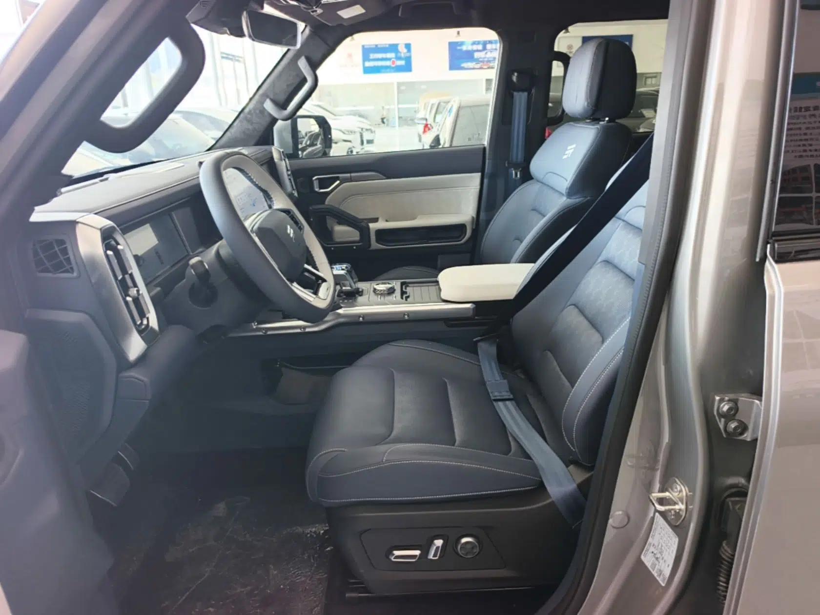 JETOUR Shanhai Traveler C-DM 2024 C-DM 208KM Mountain & Wilderness Edition — миниатюра 18
