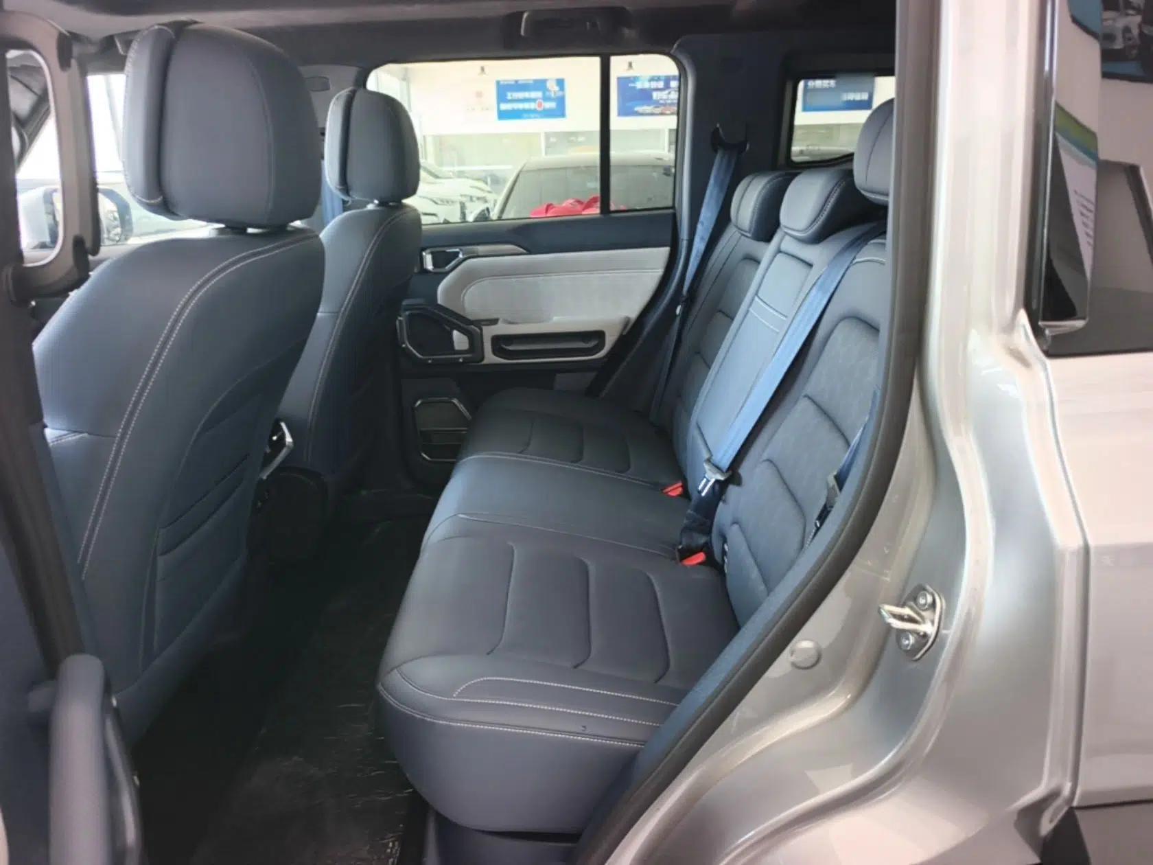 JETOUR Shanhai Traveler C-DM 2024 C-DM 208KM Mountain & Wilderness Edition — миниатюра 20