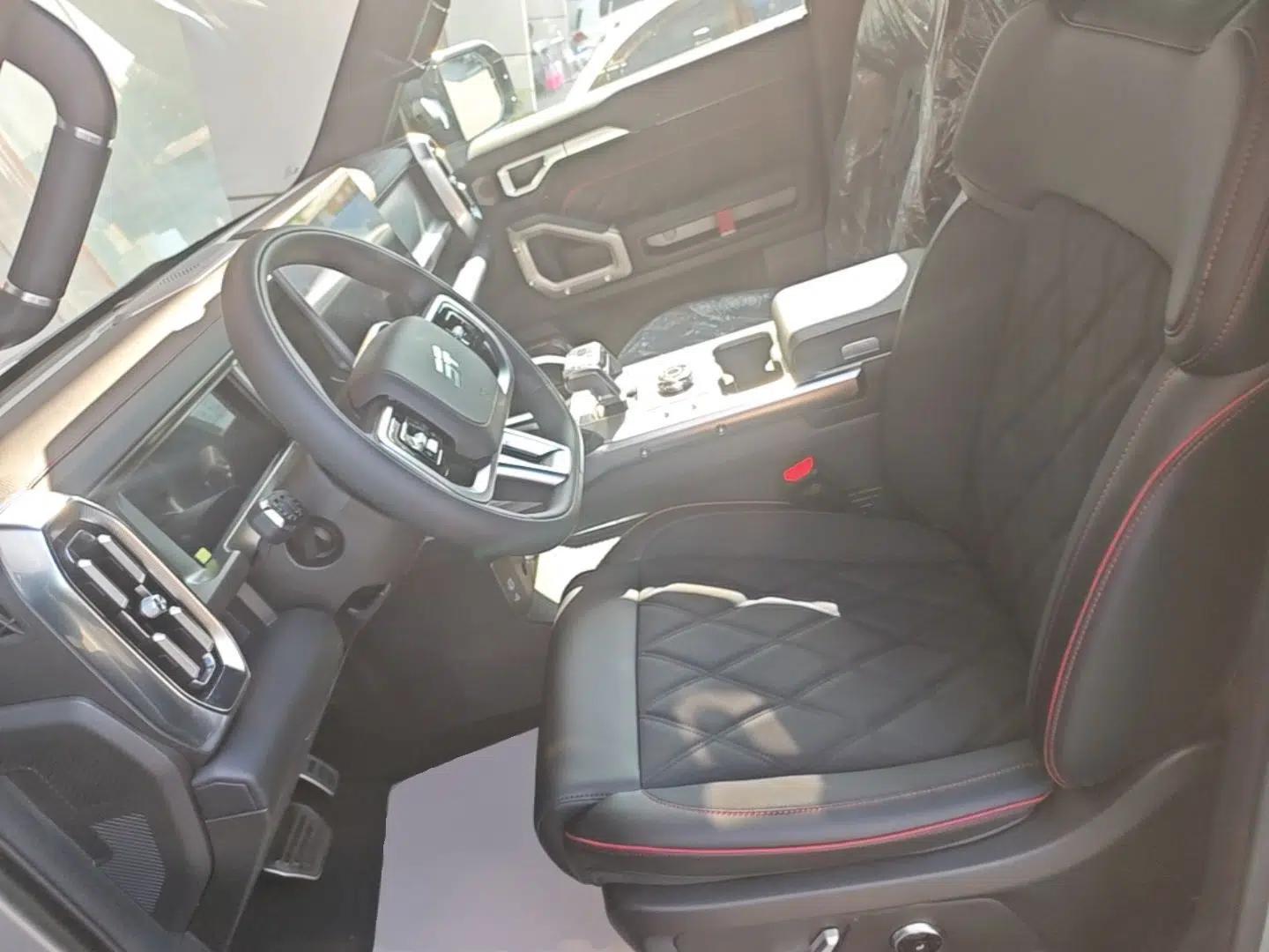 JETOUR Shanhai Traveler C-DM 2026 Model 212km Huawei Qiankun Intelligent Driving — миниатюра 18