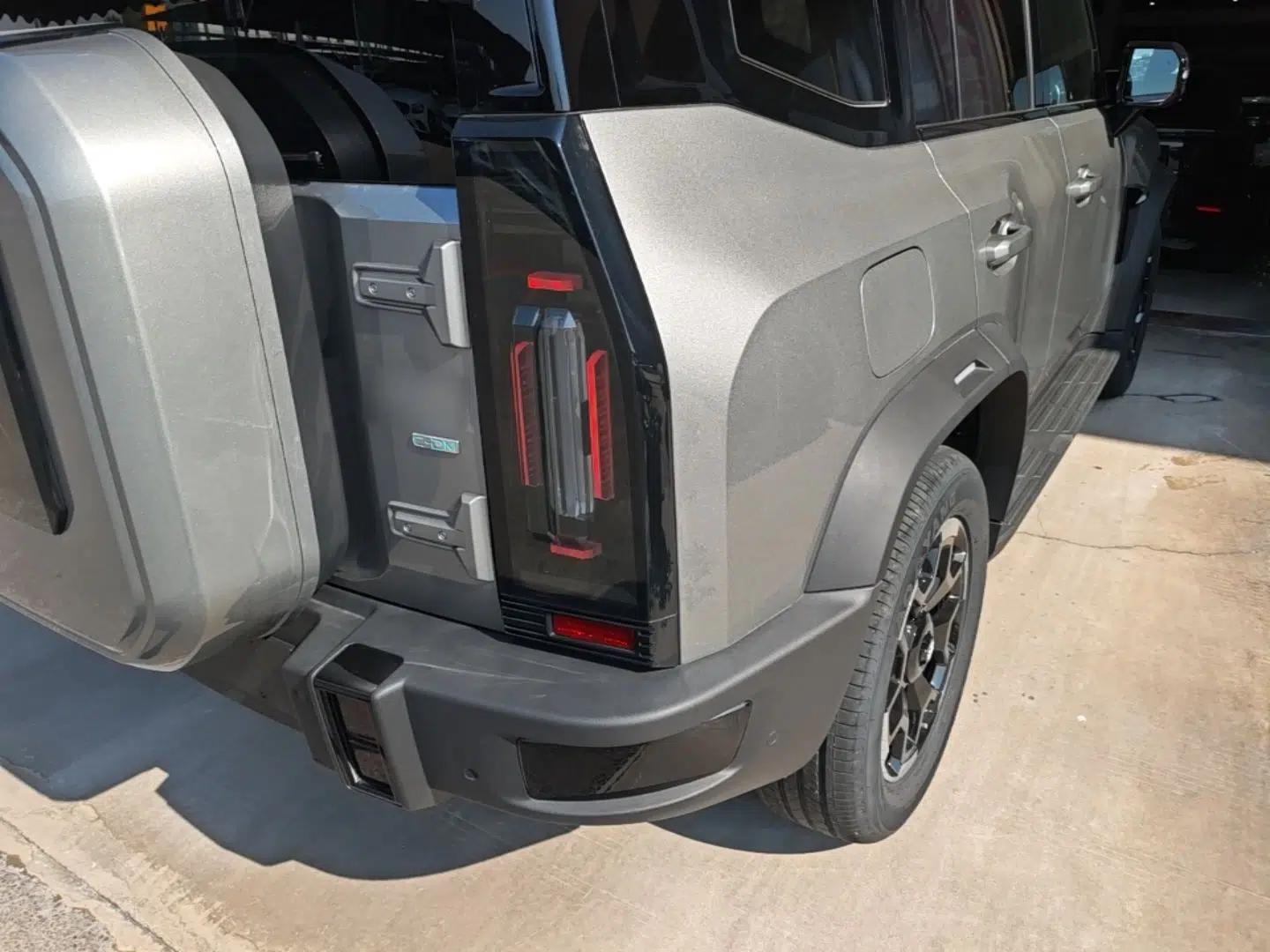 JETOUR Shanhai Traveler C-DM 2026 Model 212km Huawei Qiankun Intelligent Driving — миниатюра 7
