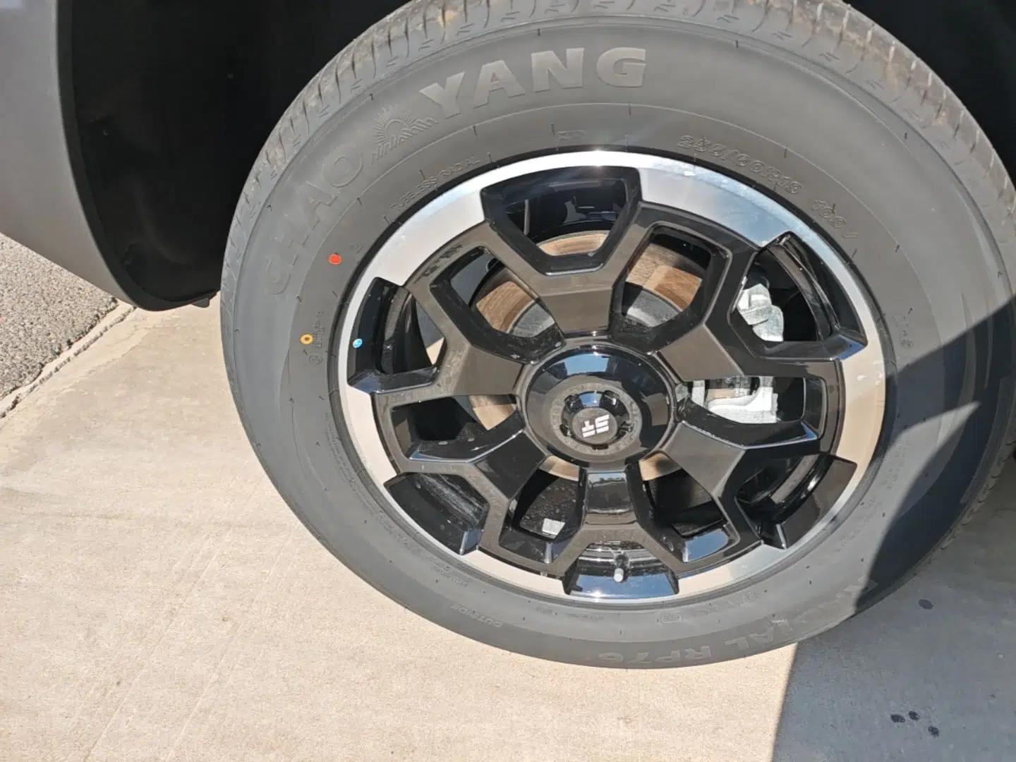 JETOUR Shanhai Traveler C-DM 2026 Model 212km Huawei Qiankun Intelligent Driving — миниатюра 10