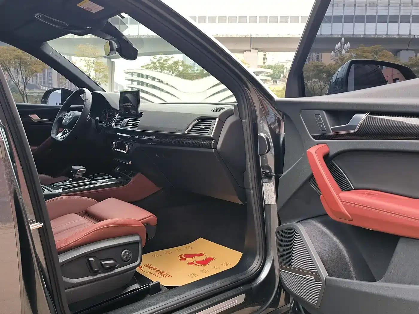 Audi Q5L Sportback 2021 40 TFSI Enjoy Life Edition — миниатюра 4