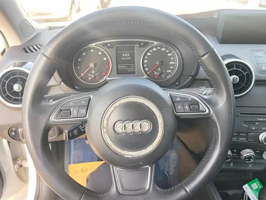 Audi A1 2014 30 TFSI Sportback Comfort — миниатюра 15