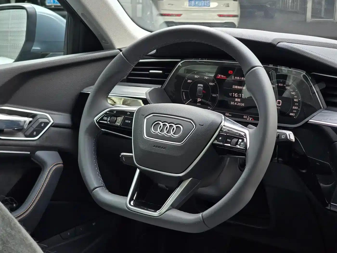 Audi e-tron 2021 50 quattro Premium Edition — миниатюра 17