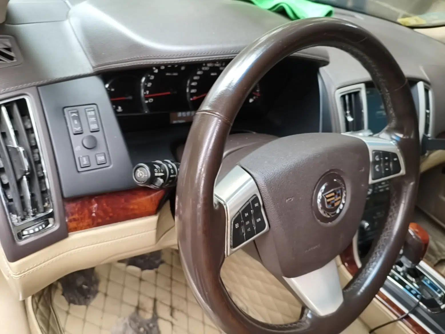 Cadillac SLS Seville 2011 2.0T Luxury Edition — миниатюра 11