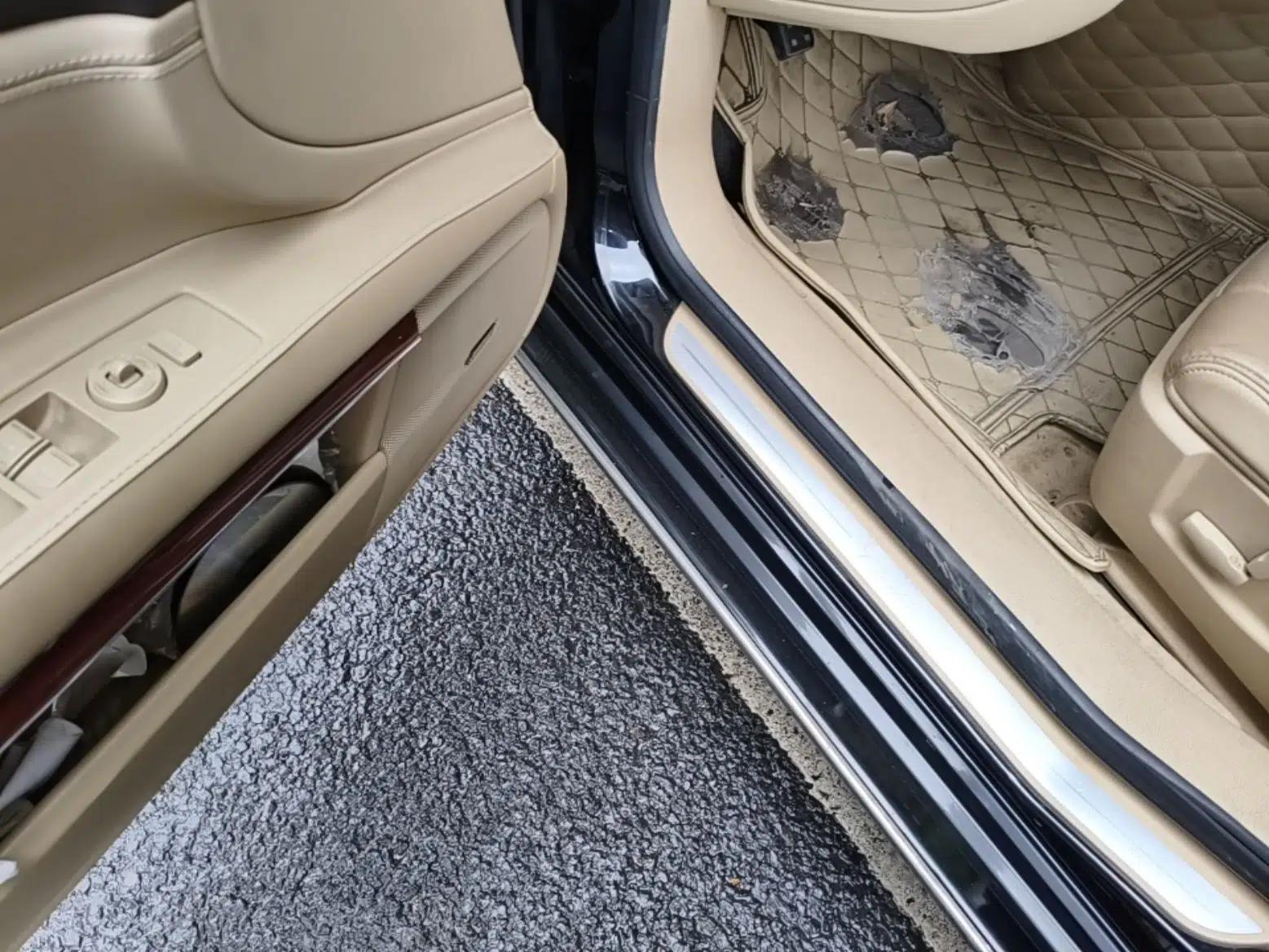 Cadillac SLS Seville 2011 2.0T Luxury Edition — миниатюра 17