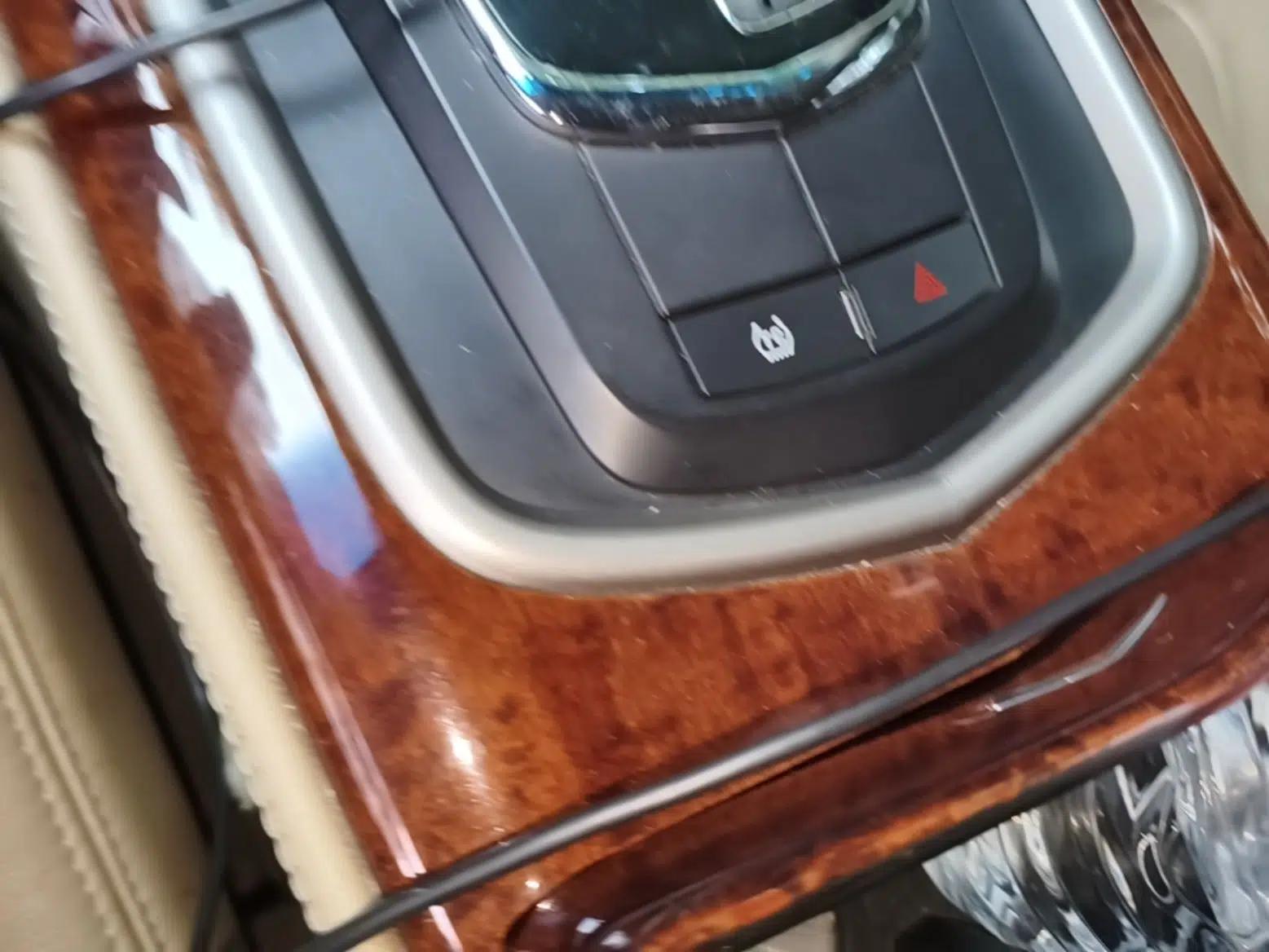 Cadillac SLS Seville 2011 2.0T Luxury Edition — миниатюра 9