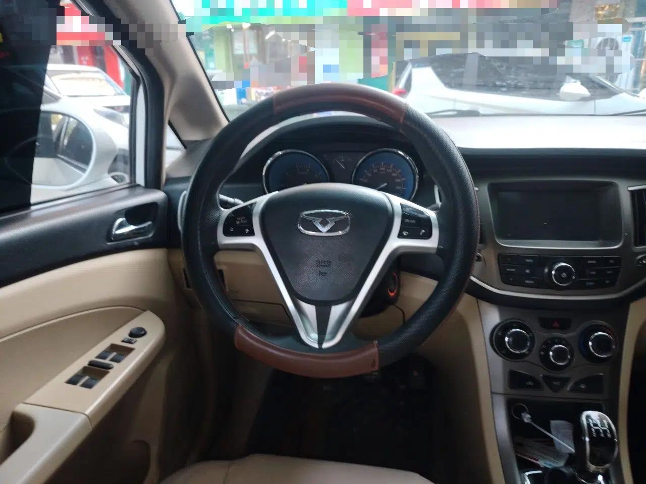 Cowin C3 2015 1.5L Manual Gold Diamond Edition — миниатюра 11