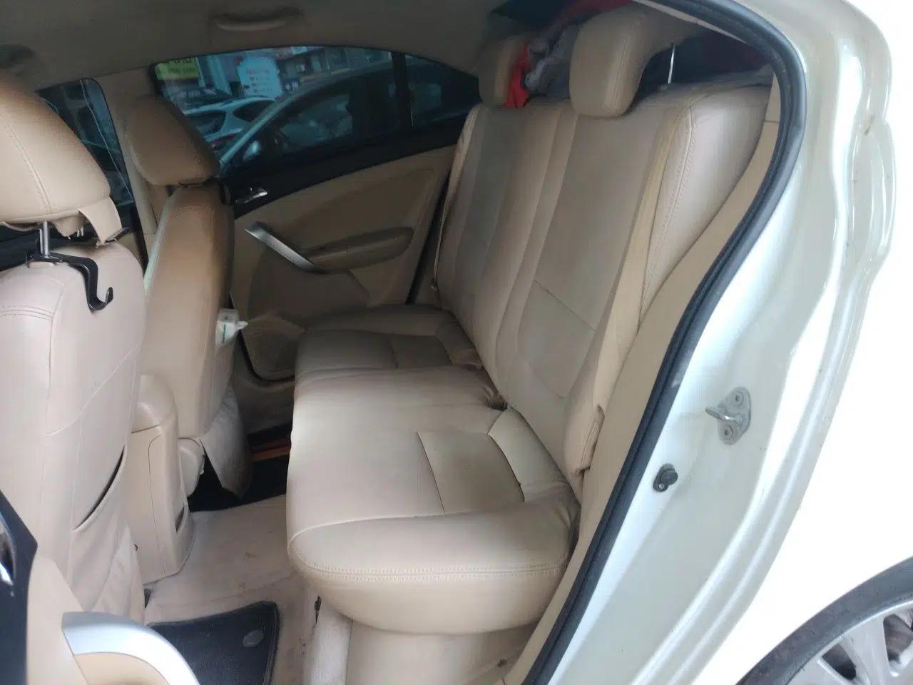 Cowin C3 2015 1.5L Manual Gold Diamond Edition — миниатюра 18