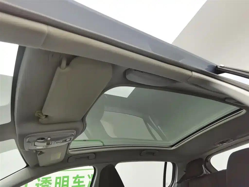 Peugeot 308S 2015 1.2T Automatic Sporty Edition — миниатюра 14