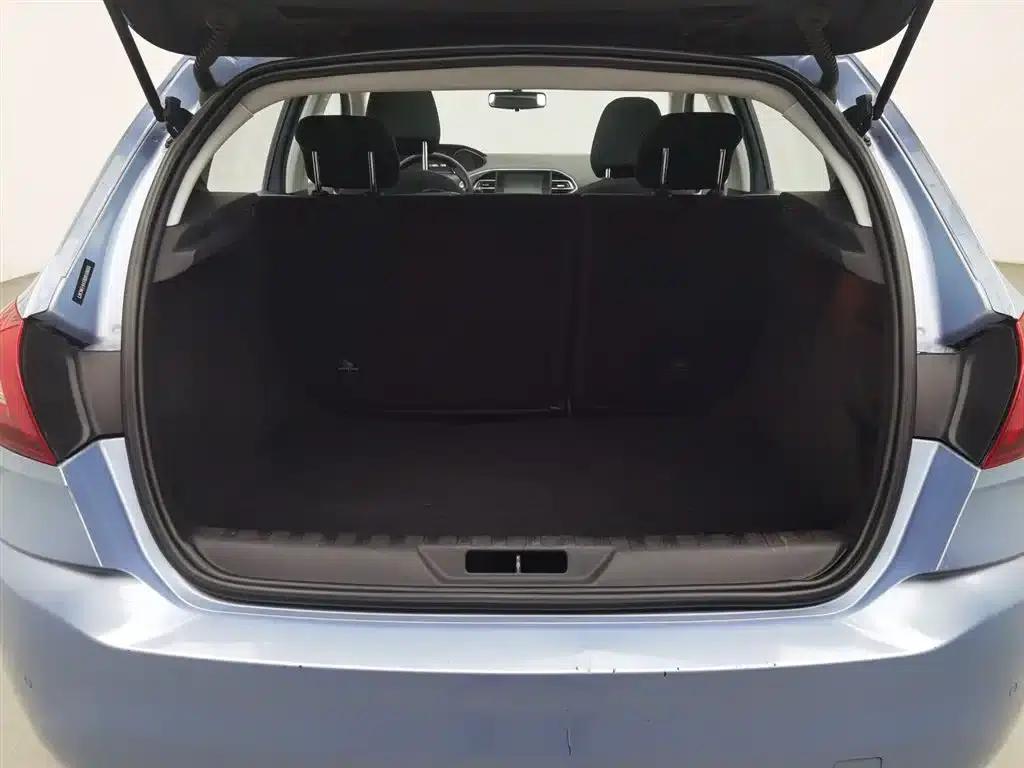 Peugeot 308S 2015 1.2T Automatic Sporty Edition — миниатюра 16