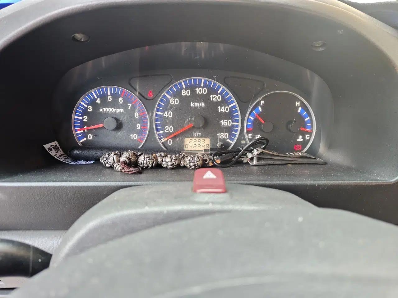 Suzuki Wagon R 2013 Venture Edition 1.0L Manual Economy Model — миниатюра 13
