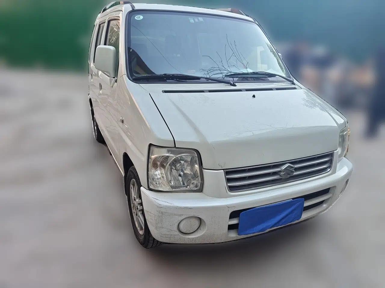 Suzuki Wagon R 2013 Venture Edition 1.0L Manual Economy Model — миниатюра 3