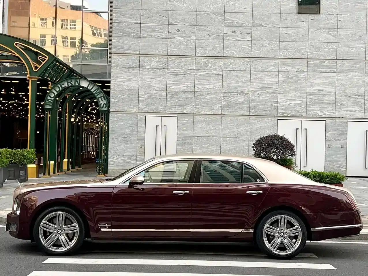 Mulsanne 2015 6.8T Ultimate Edition — миниатюра 3