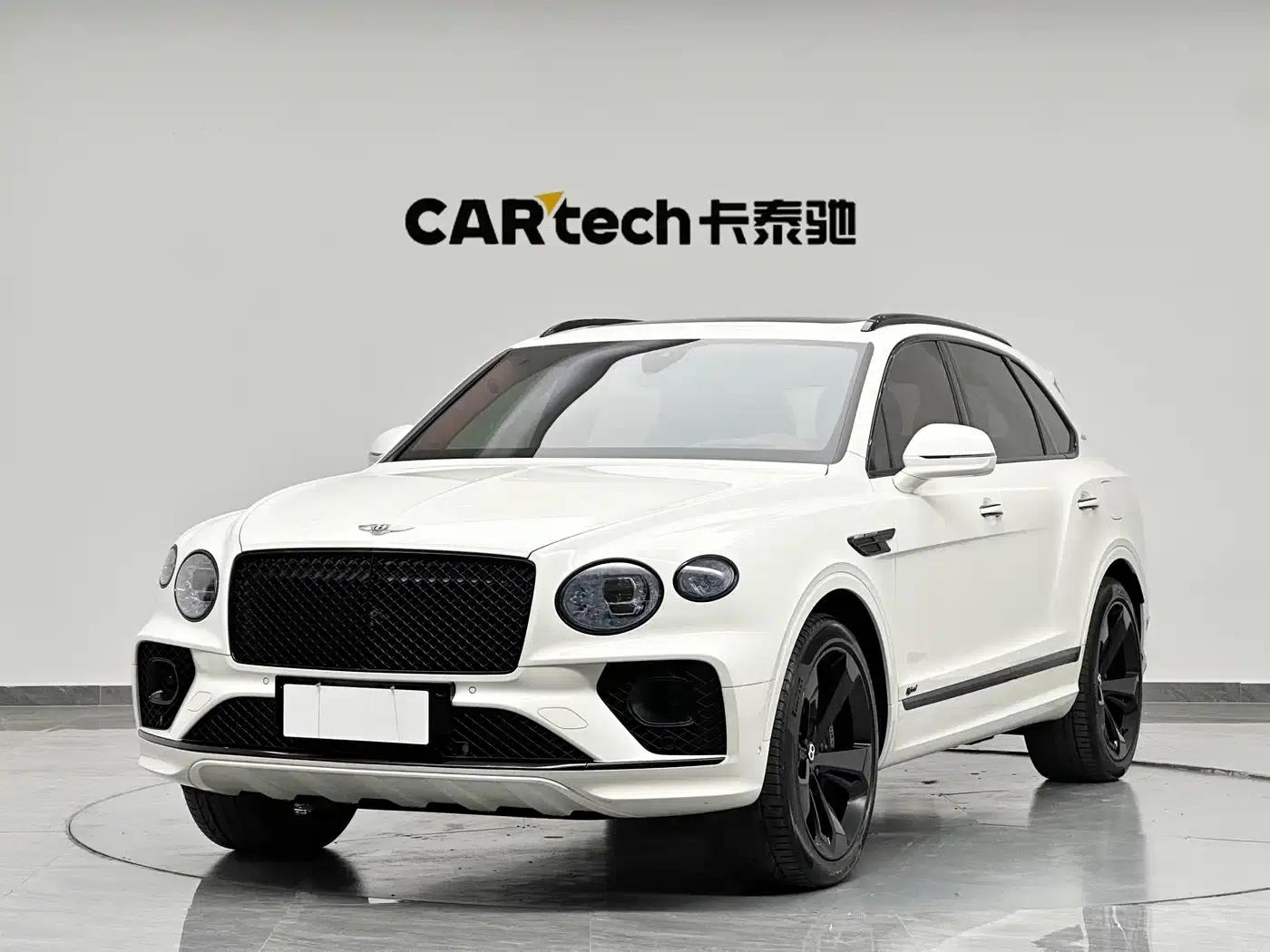 Bentayga Plug-in Hybrid 2021 3.0T PHEV — миниатюра 1