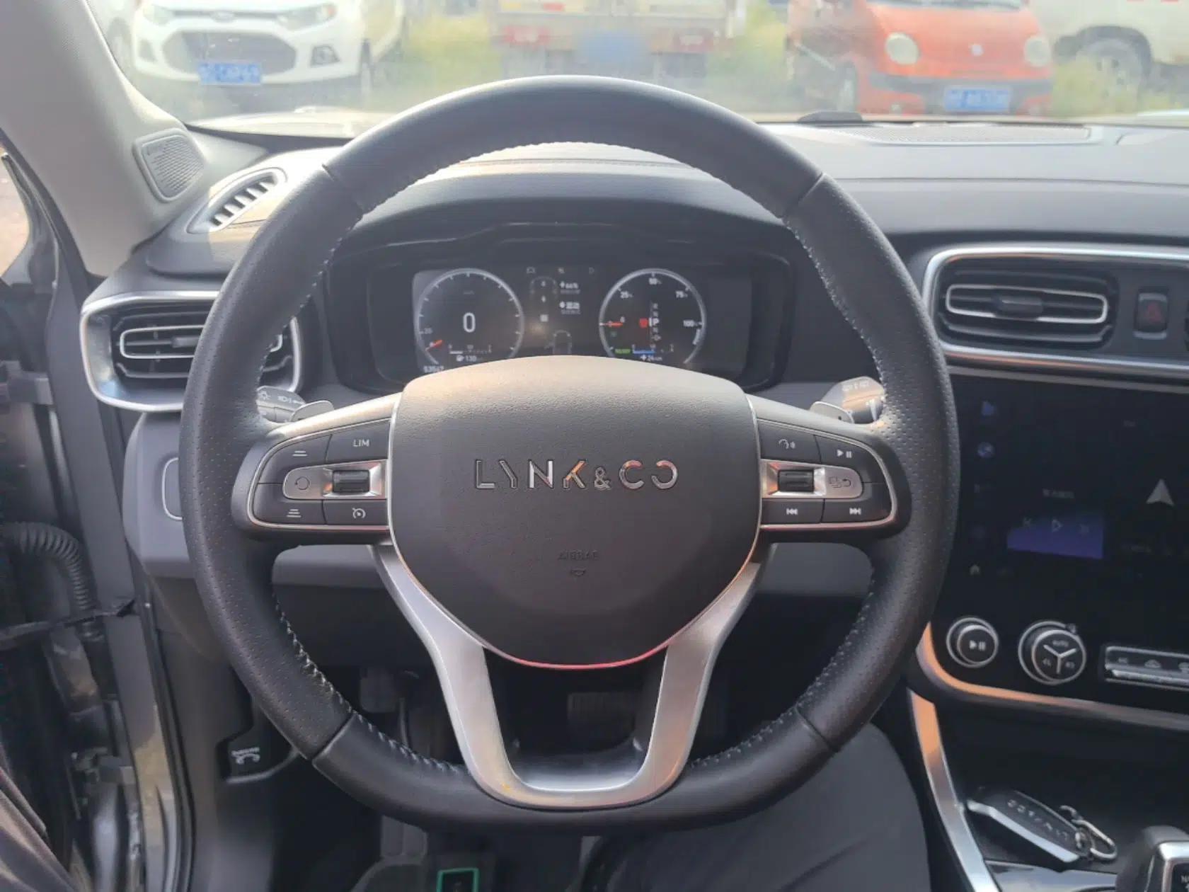 Lynk & Co 01 EM-P 2018 1.5T PHEV JingPro National Emission Standard V — миниатюра 14