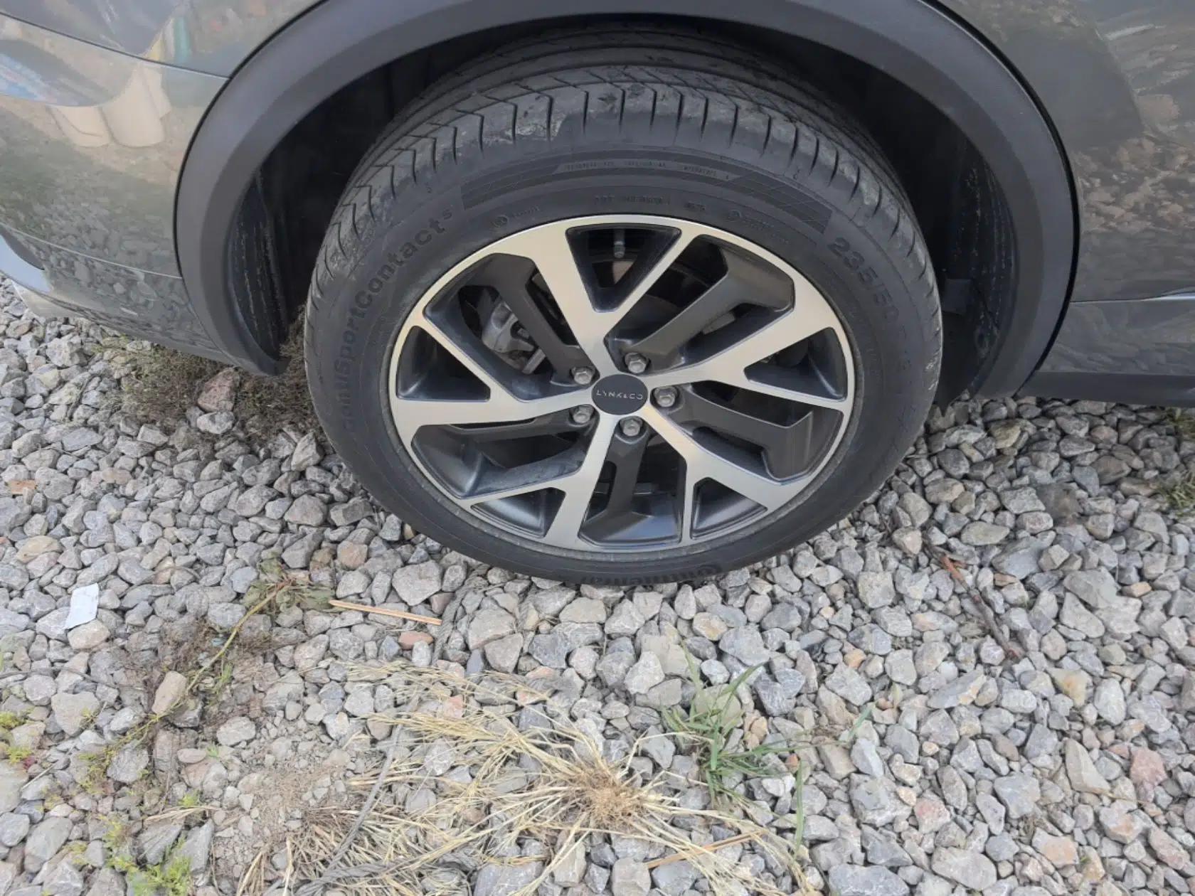Lynk & Co 01 EM-P 2018 1.5T PHEV JingPro National Emission Standard V — миниатюра 10