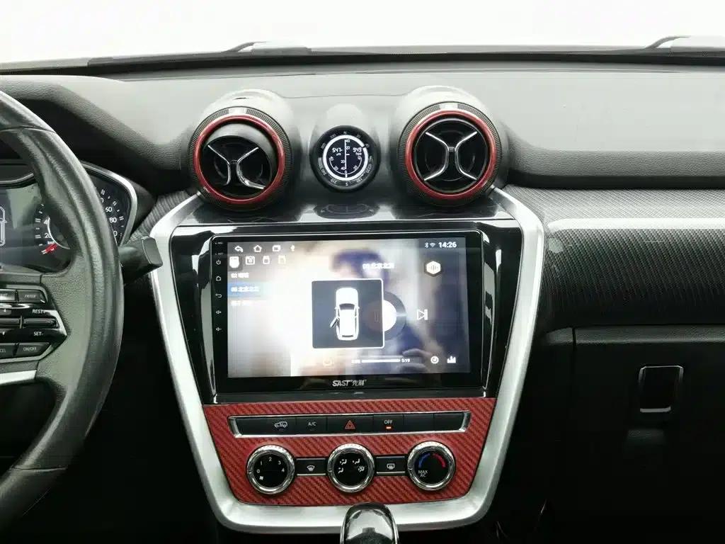 Beijing BJ20 2016 1.5T CVT Luxury Edition — миниатюра 12