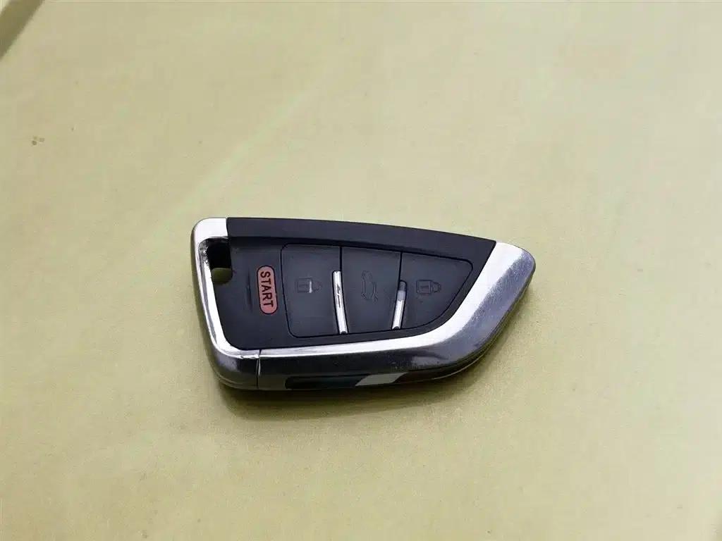 Beijing BJ20 2016 1.5T CVT Luxury Edition — миниатюра 19