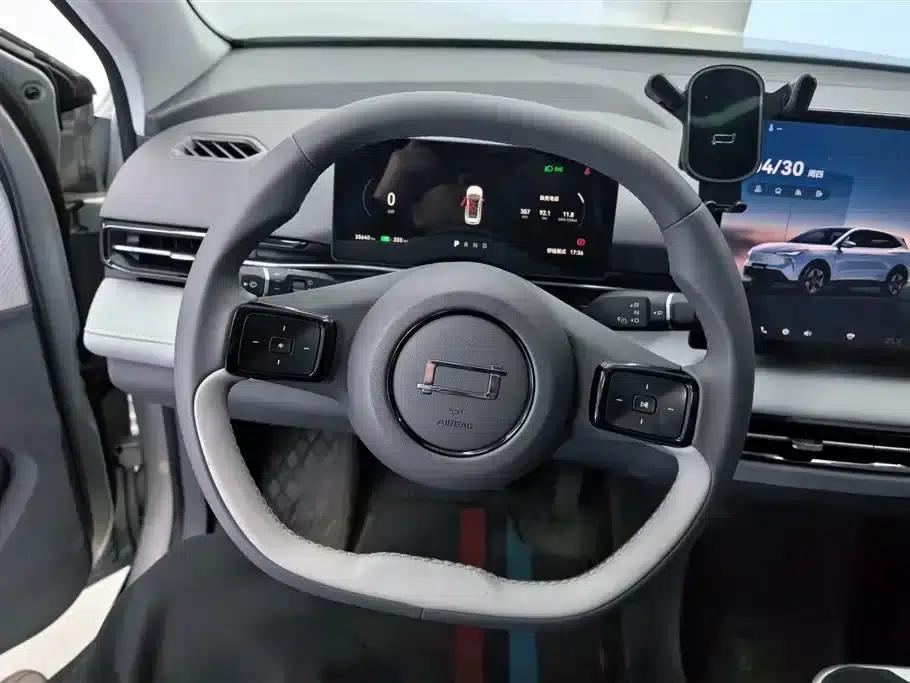 Yueyi 03 2025 Model 445km Heartfelt Edition — миниатюра 15