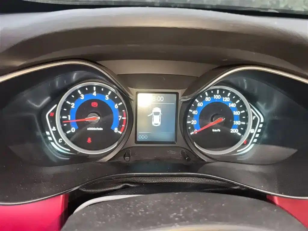 2016 Senova X35 1.5L Manual Elite Edition — миниатюра 4