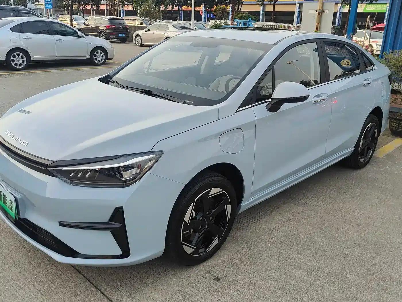 Beijing EU5 PLUS 2023 R500 Premium Edition — миниатюра 1