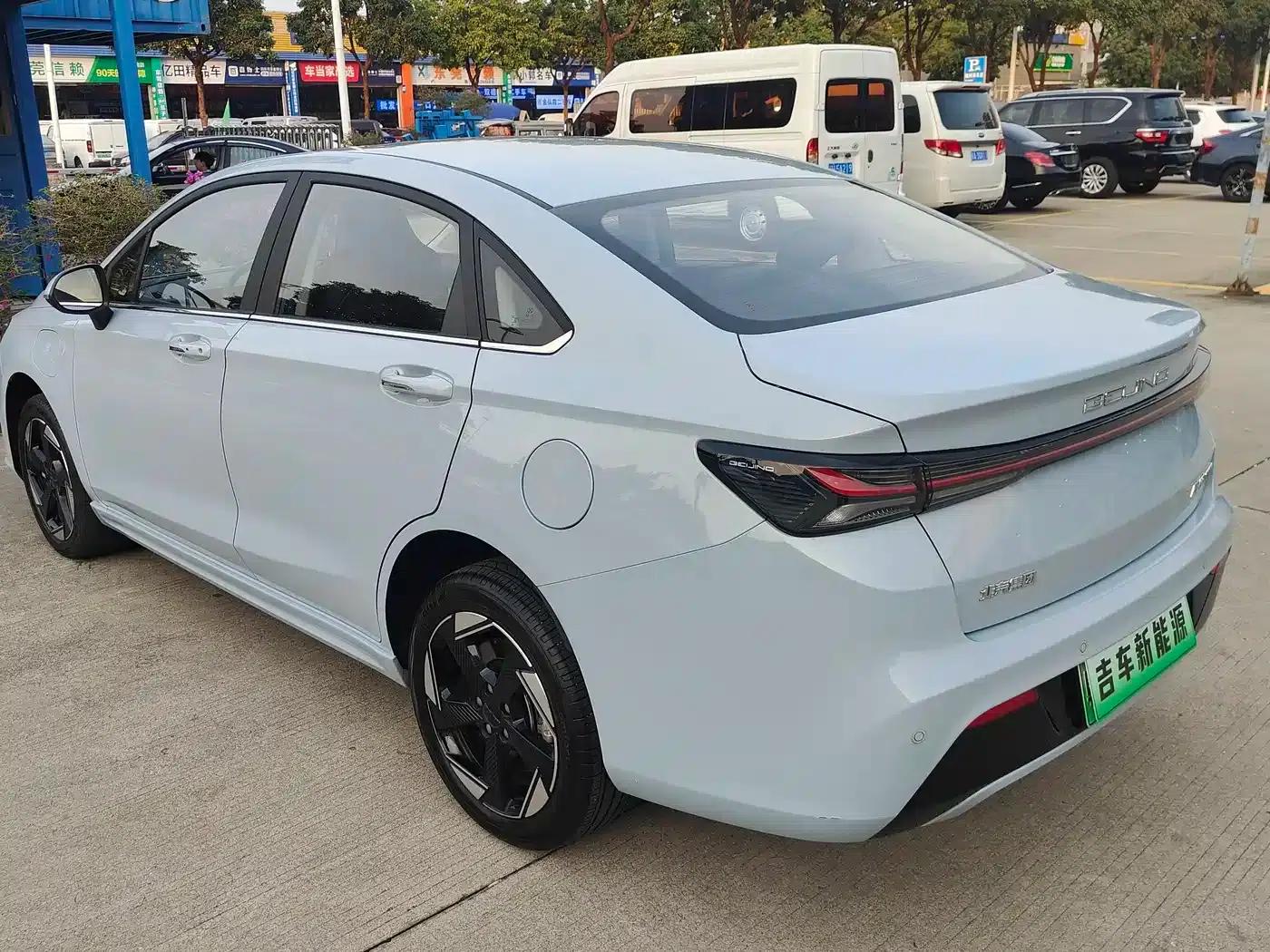 Beijing EU5 PLUS 2023 R500 Premium Edition — миниатюра 6