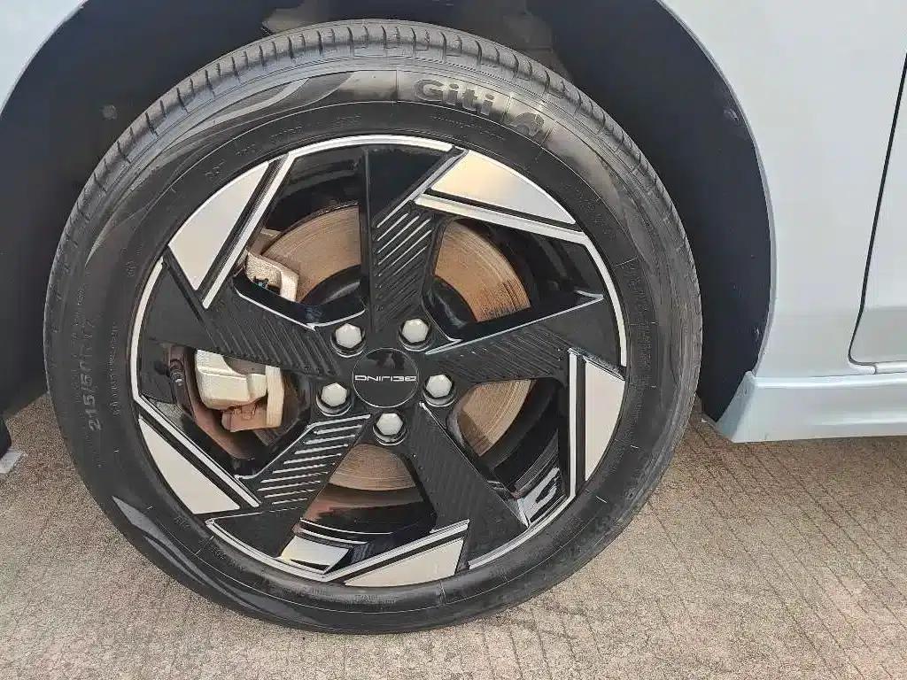 Beijing EU5 PLUS 2023 R500 Premium Edition — миниатюра 7