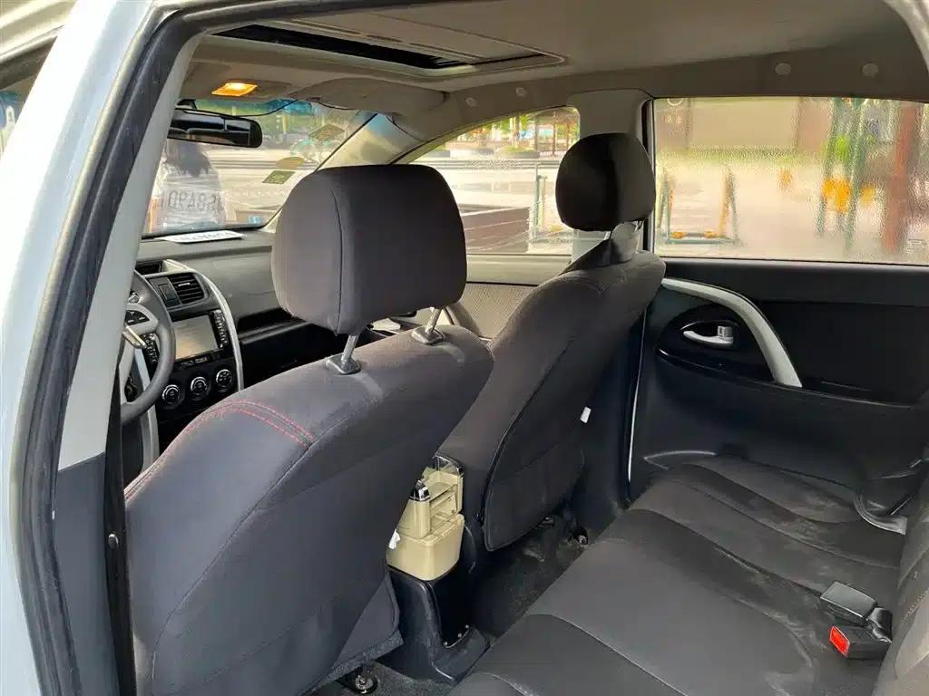 Changan CX20 2014 1.4L Manual Sunroof Navigation Edition (National V Emission Standard) — миниатюра 5