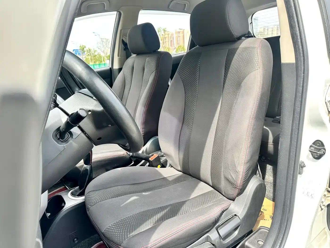 Changan CX20 2014 1.4L Manual Sport Edition (National IV Emission Standard) — миниатюра 19