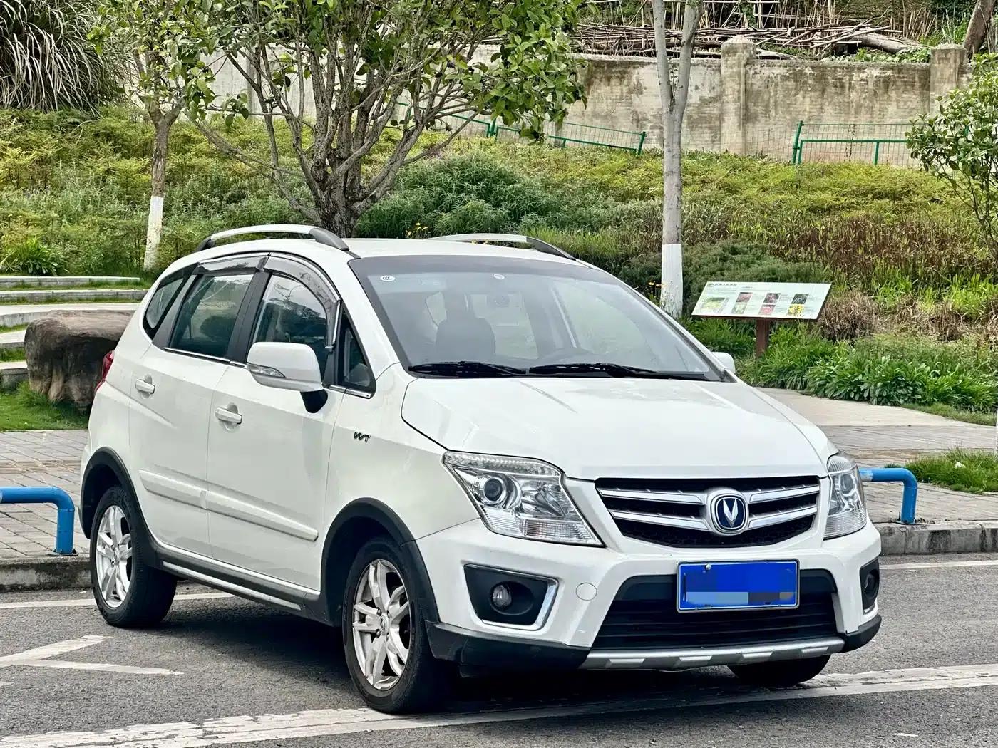 Changan CX20 2014 1.4L Manual Sport Edition (National IV Emission Standard) — миниатюра 3