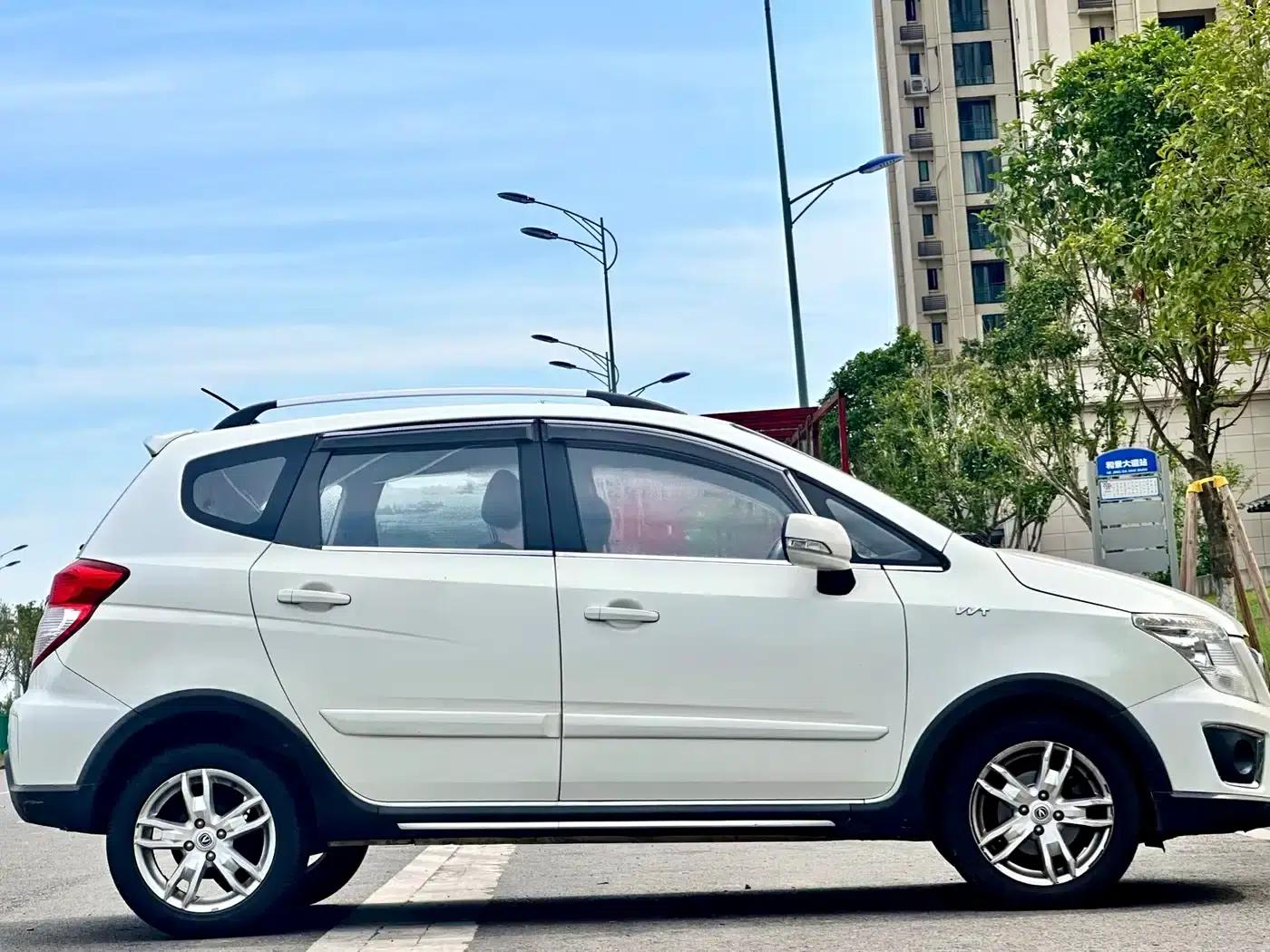 Changan CX20 2014 1.4L Manual Sport Edition (National IV Emission Standard) — миниатюра 10