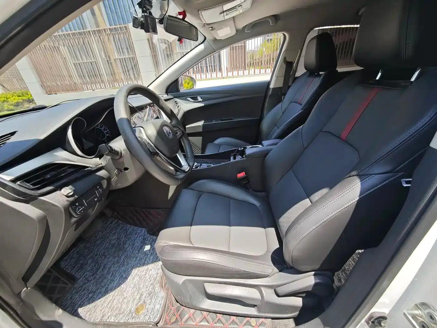 Changan Eado New Energy 2022 EV460 Smart Ride-Hailing Edition (Lithium Iron Phosphate) — миниатюра 6
