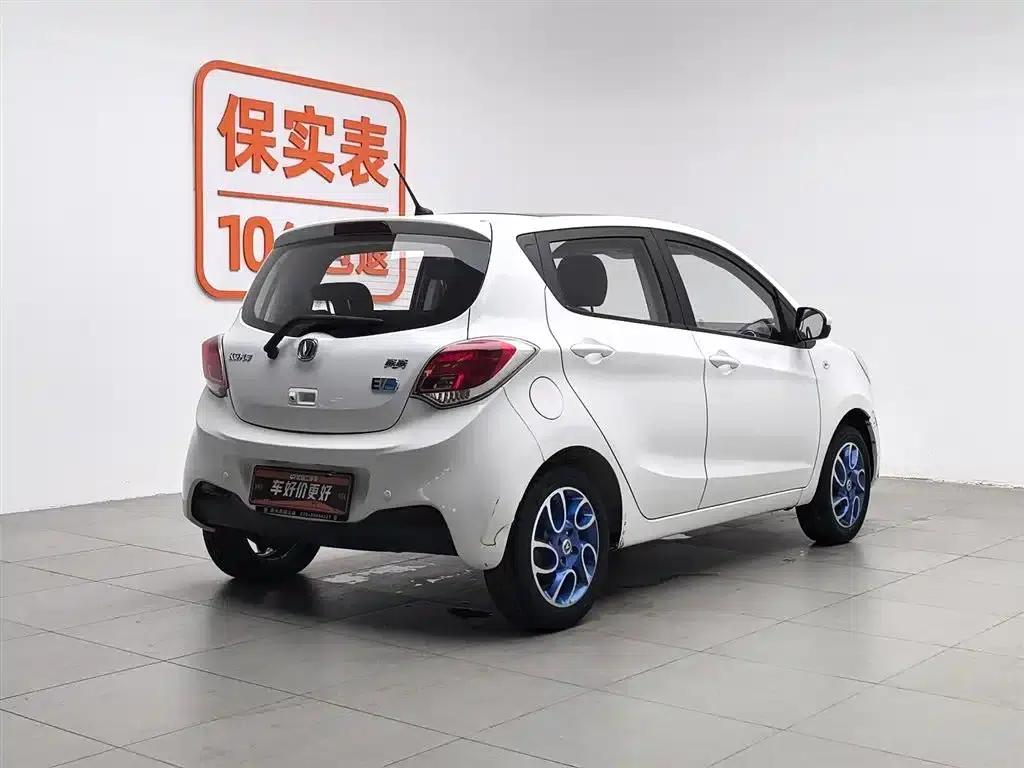 Benben EV 2017 Pure Electric Luxury Model with 180km/h — миниатюра 2