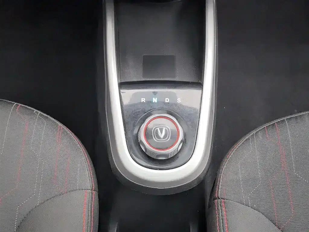 Benben EV 2017 Pure Electric Luxury Model with 180km/h — миниатюра 13