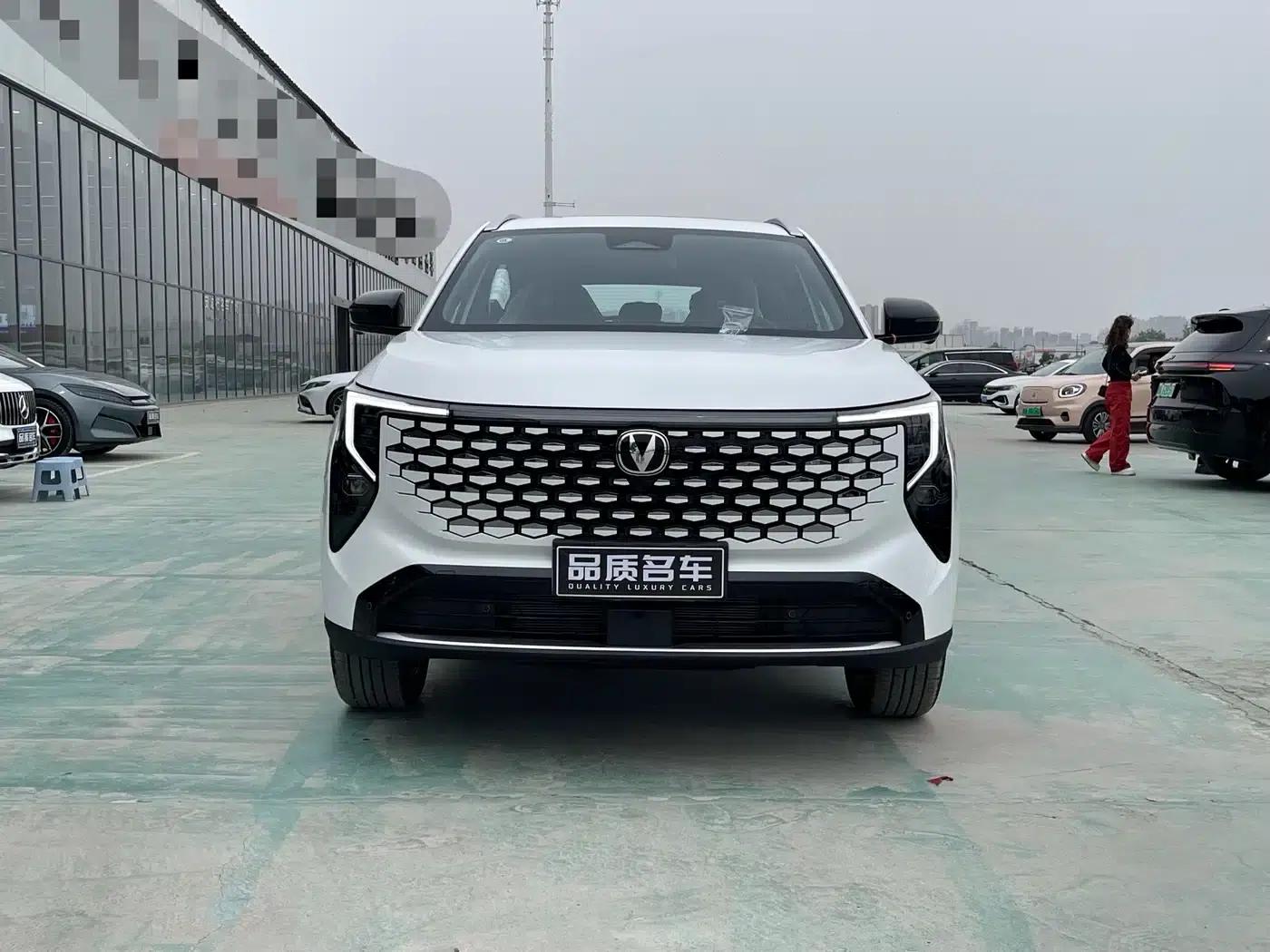 Changan CS55PLUS PHEV 2026 Smart New Blue Whale 125km Smart Edition — миниатюра 2