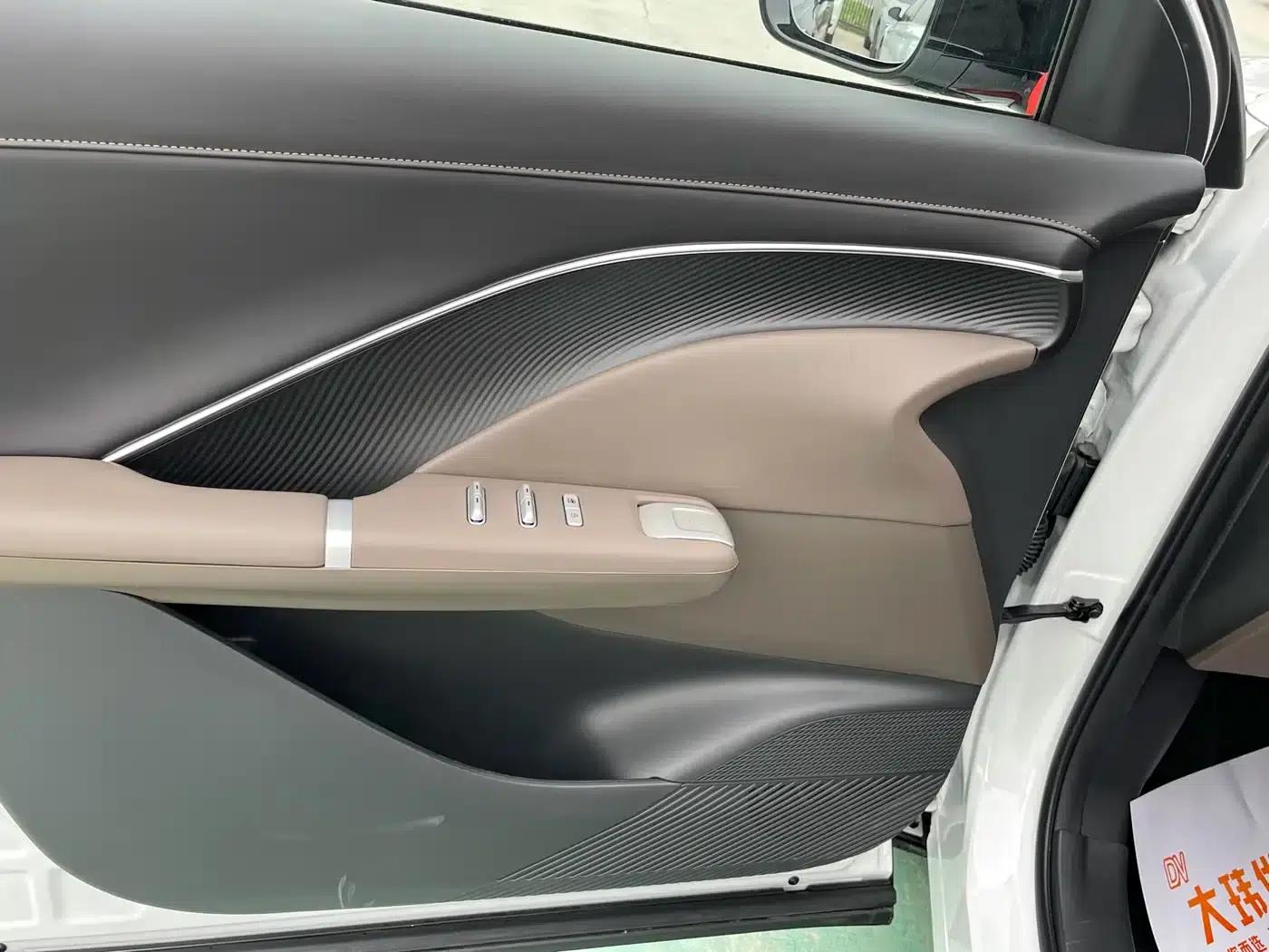 Changan CS55PLUS PHEV 2026 Smart New Blue Whale 125km Smart Edition — миниатюра 7