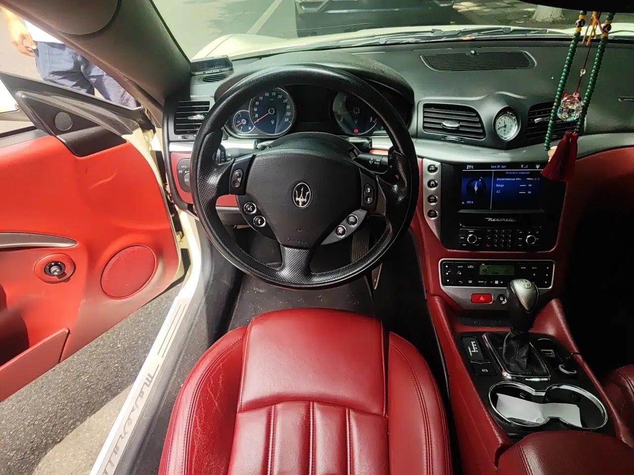 Maserati GranTurismo 2009 4.7L Sport Automatic — миниатюра 11