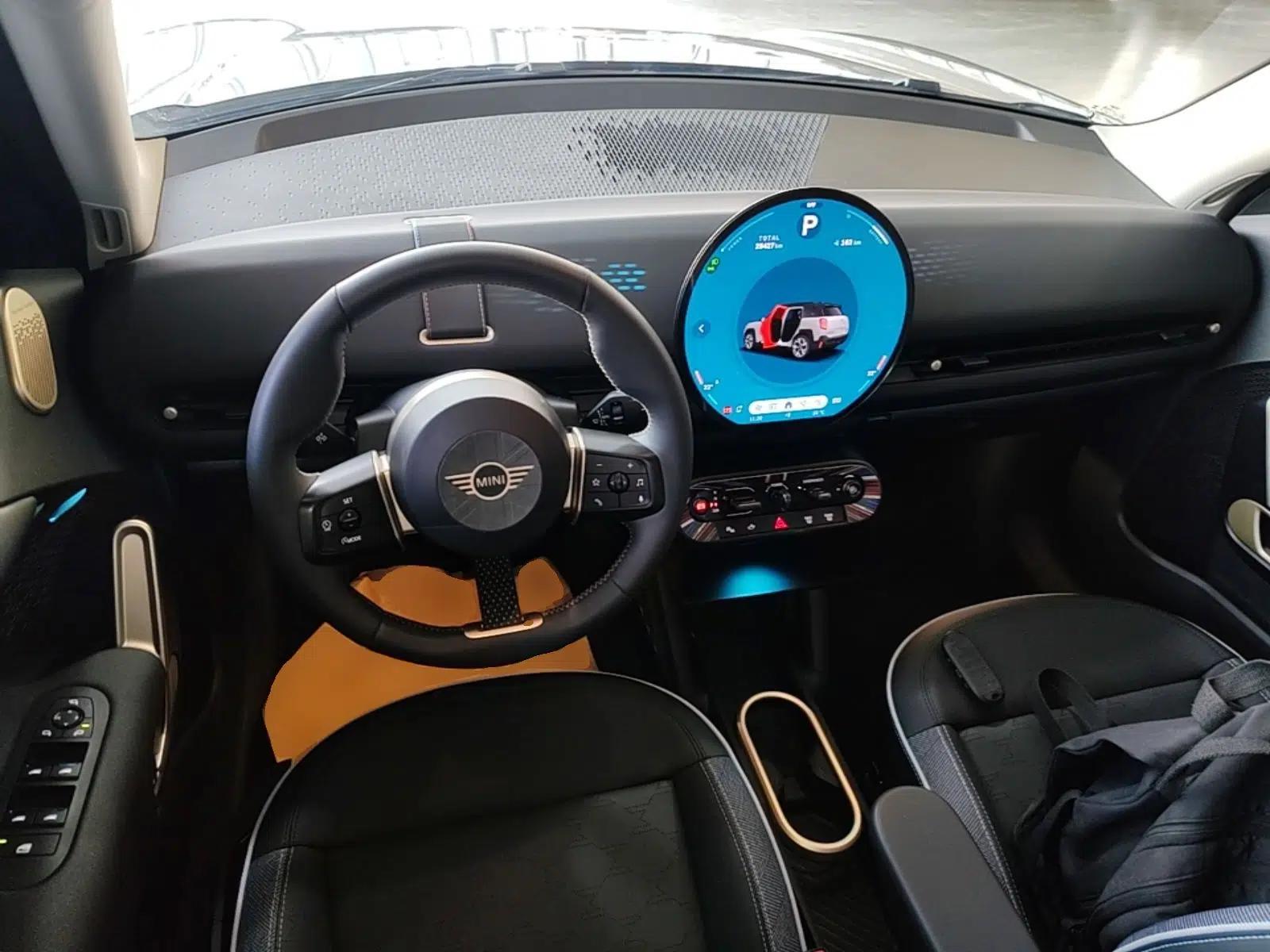 MINI Electric ACEMAN 2024 E Classic Edition — миниатюра 12